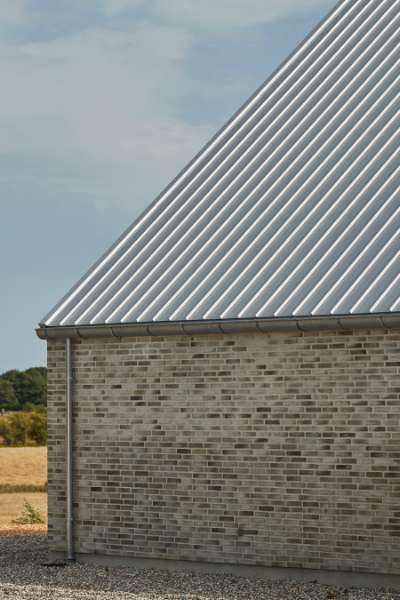 Nyt arkitekttegnet stuehus med frit udsyn til de åbne marker, Tostrupvej 131, Nibe